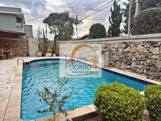 Casa com 400m² 3 quartos e 3 banheiros, à venda ou para alugar, no bairro Retiro das Fontes em Atibaia
