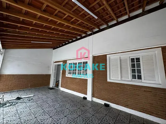 Casa com 200m² 2 quartos e 1 banheiro, para alugar, no bairro Jardim Fátima em São José dos Campos