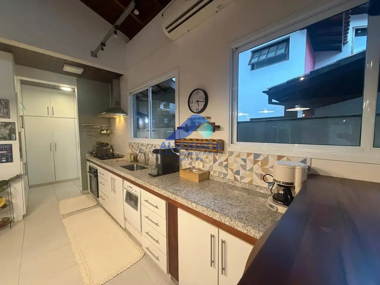 Casa, 4 quartos, 200 m² - Foto 10