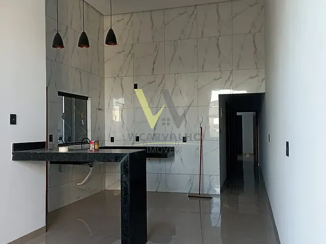 Casa com 150m² 3 quartos e 2 banheiros, à venda, no bairro Flor do Cerrado em Anápolis