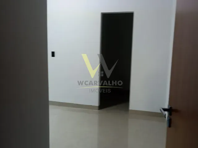 Casa com 150m² 3 quartos e 2 banheiros, à venda, no bairro Flor do Cerrado em Anápolis