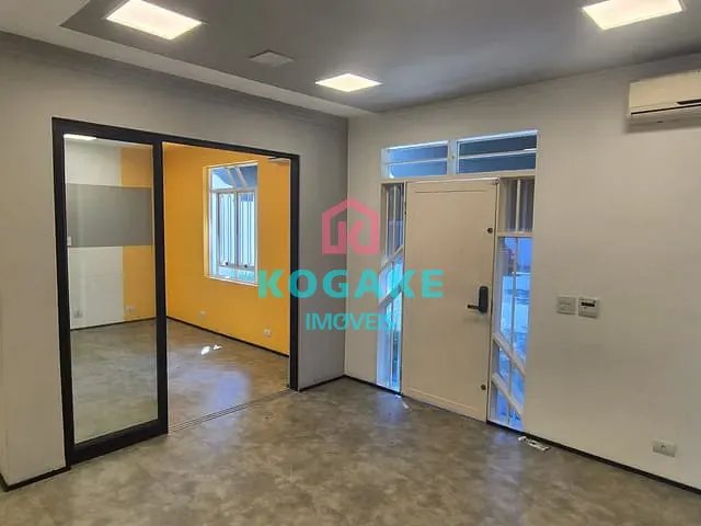 Casa com 202m², para alugar, no bairro Vila Ema em São José dos Campos