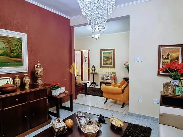 Casa com 165m² 3 quartos e 1 banheiro, à venda, no bairro Parque das Rosas em Roseira