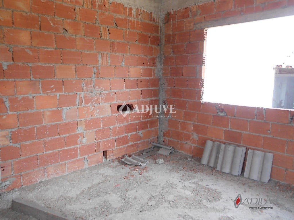 Casa à venda com 4 quartos, 200m² - Foto 7