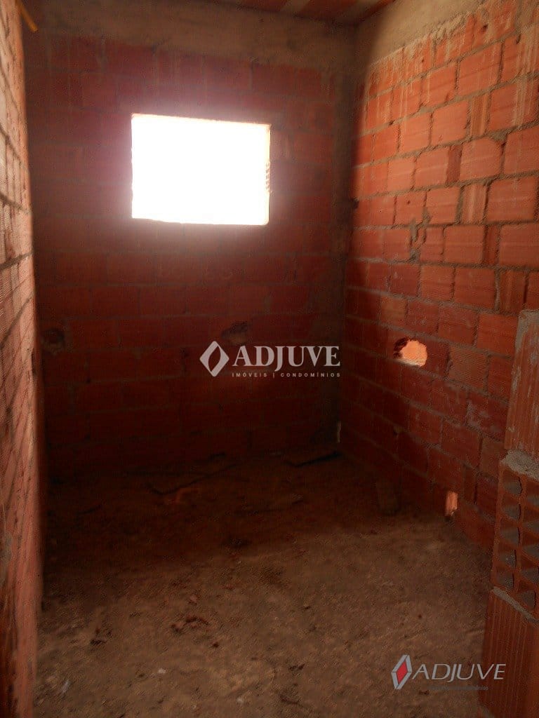 Casa à venda com 4 quartos, 200m² - Foto 9
