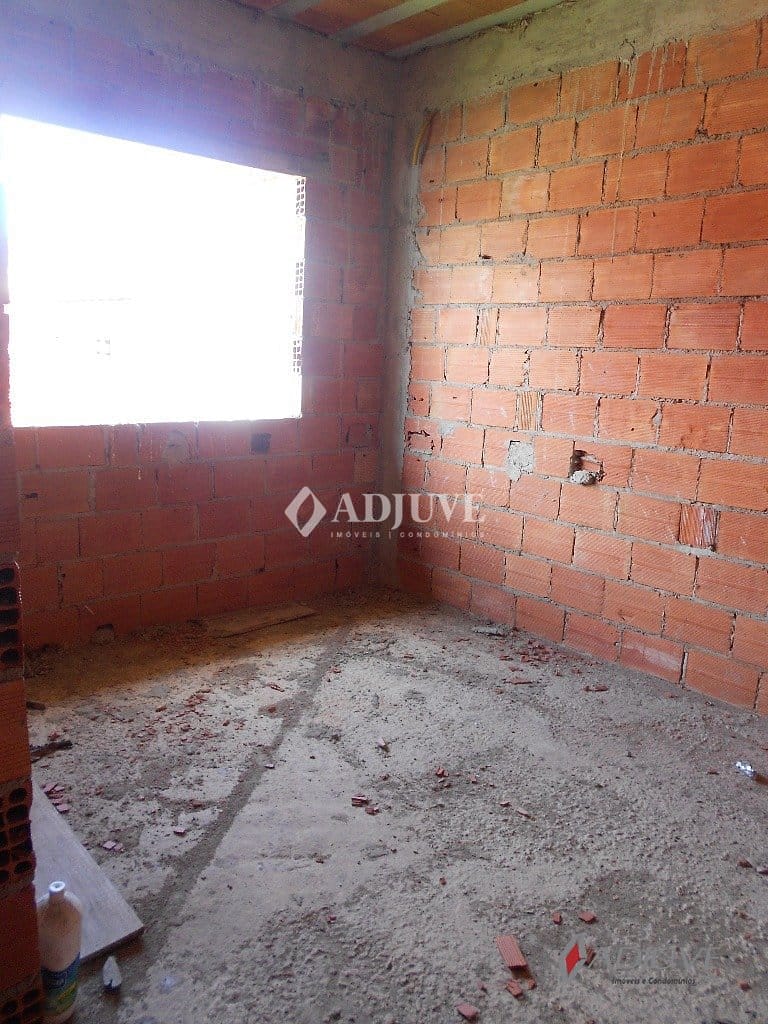 Casa à venda com 4 quartos, 200m² - Foto 18