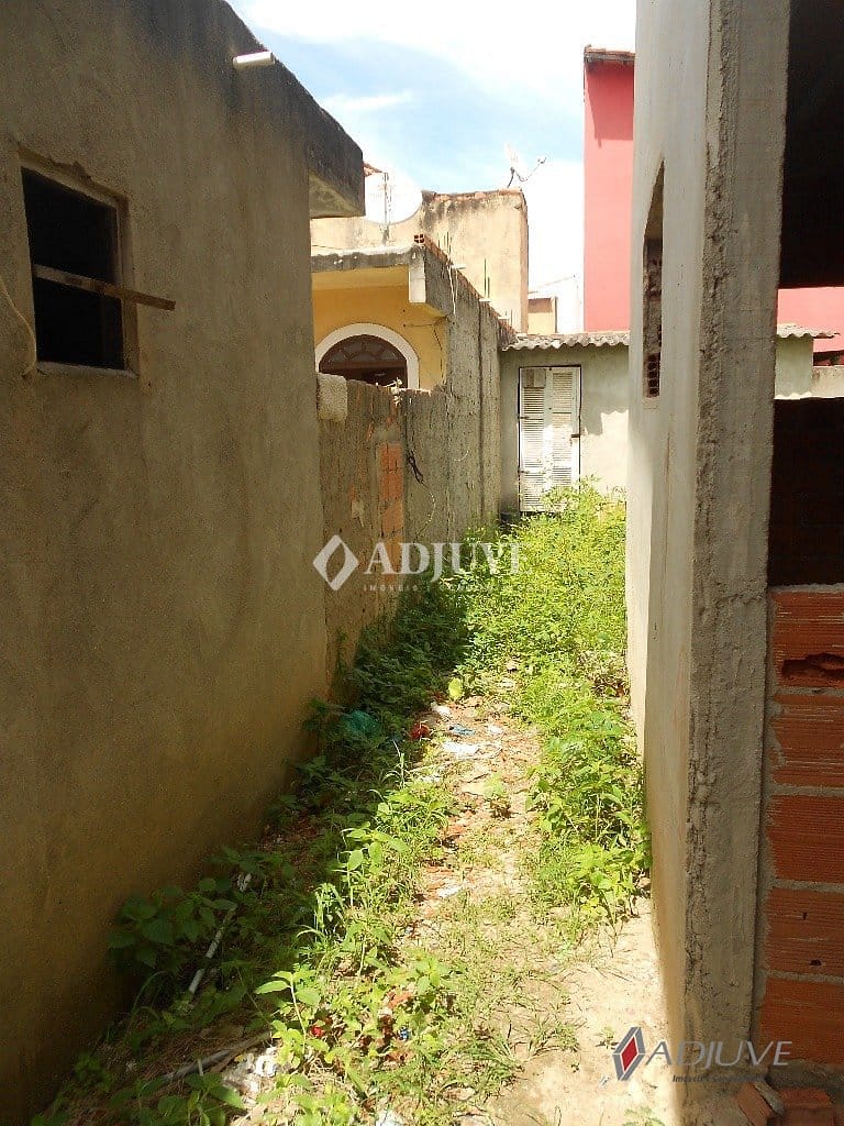 Casa à venda com 4 quartos, 200m² - Foto 42