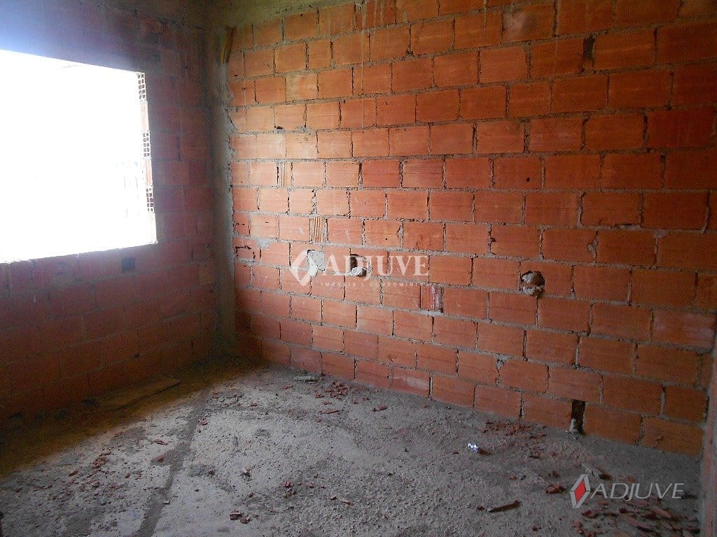 Casa à venda com 4 quartos, 200m² - Foto 19