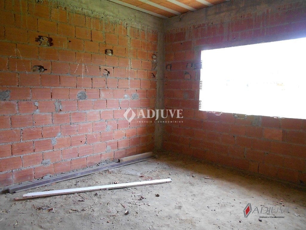 Casa à venda com 4 quartos, 200m² - Foto 35
