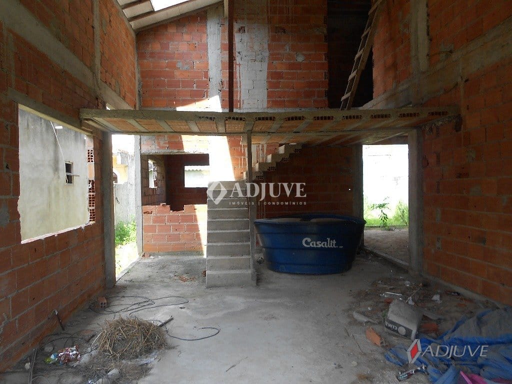 Casa à venda com 4 quartos, 200m² - Foto 24