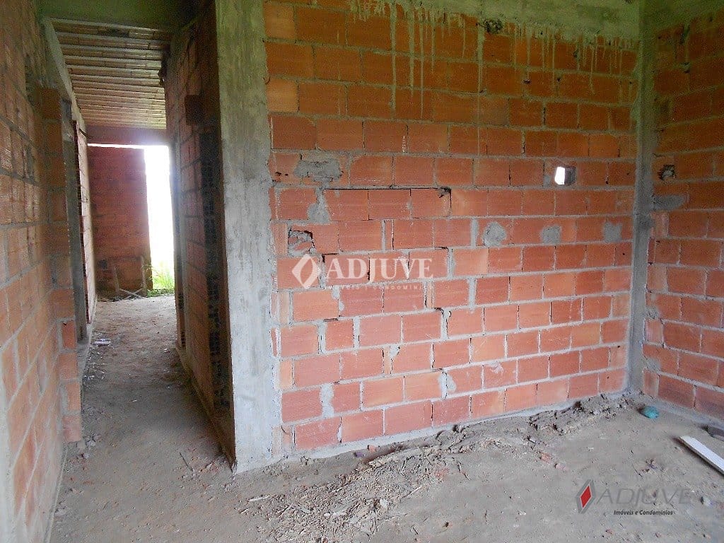 Casa à venda com 4 quartos, 200m² - Foto 38