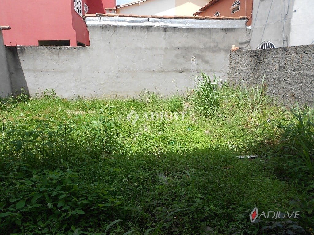 Casa à venda com 4 quartos, 200m² - Foto 28