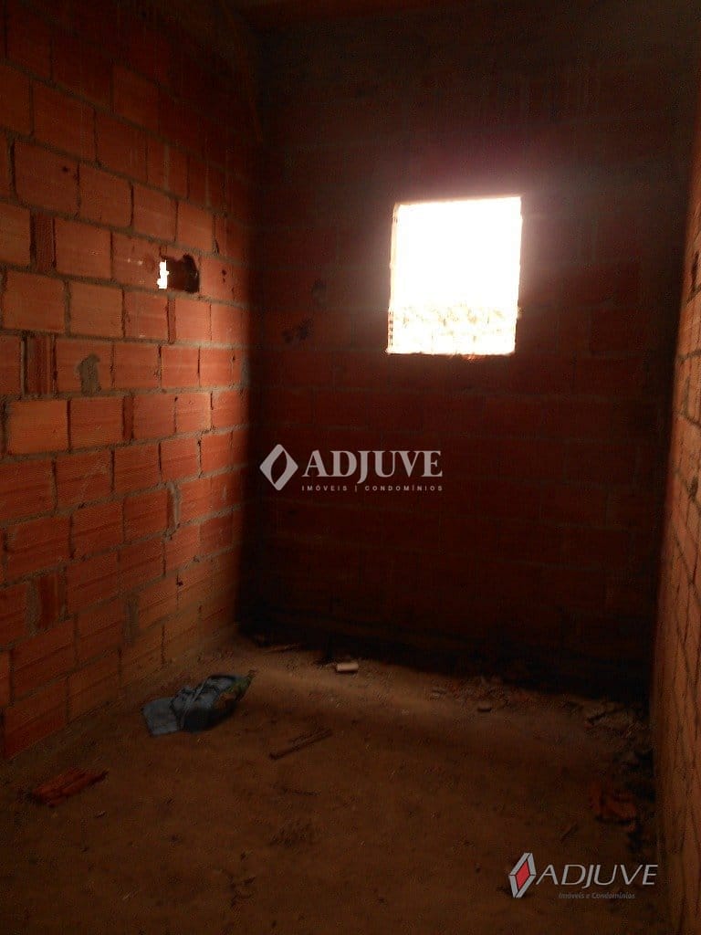 Casa à venda com 4 quartos, 200m² - Foto 33