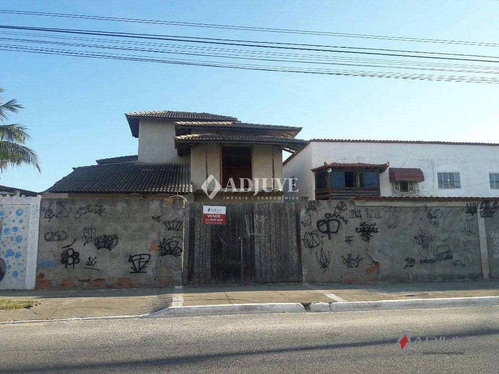 Casa à venda com 4 quartos, 200m² - Foto 44