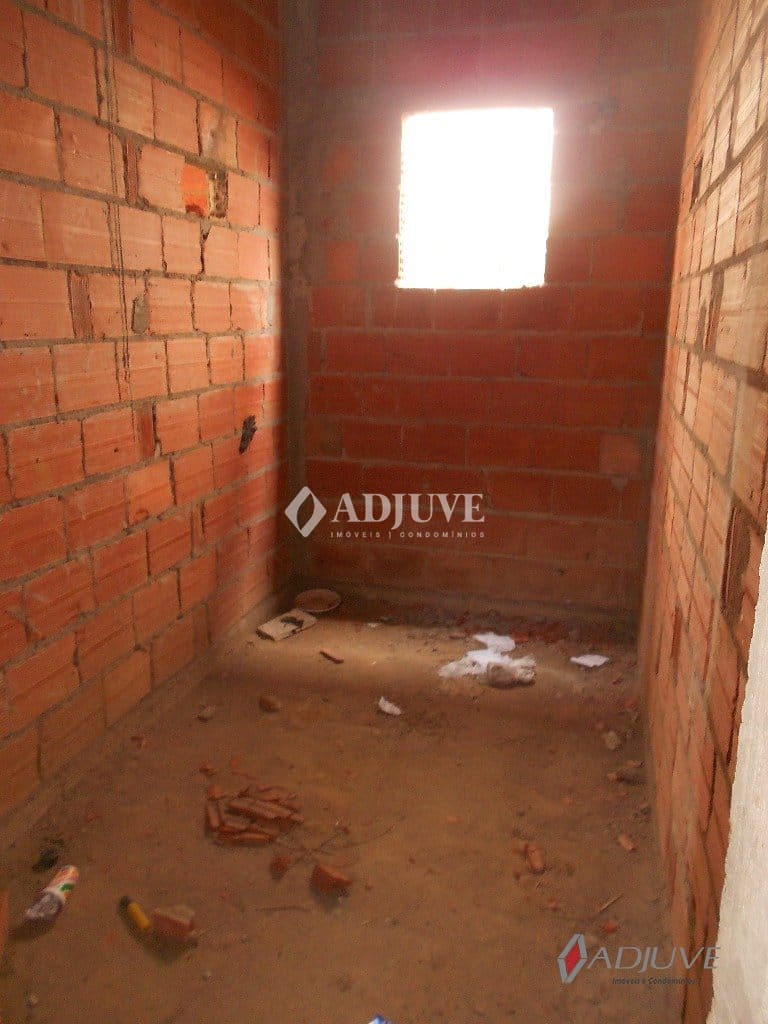 Casa à venda com 4 quartos, 200m² - Foto 32