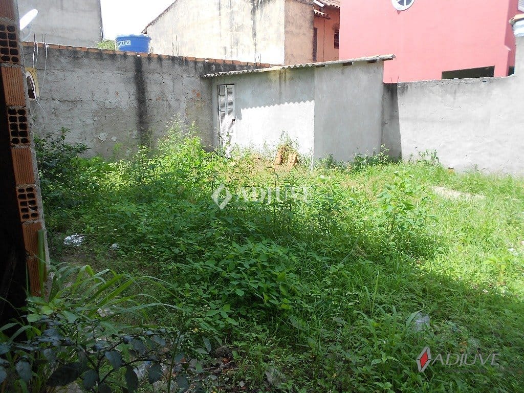 Casa à venda com 4 quartos, 200m² - Foto 27