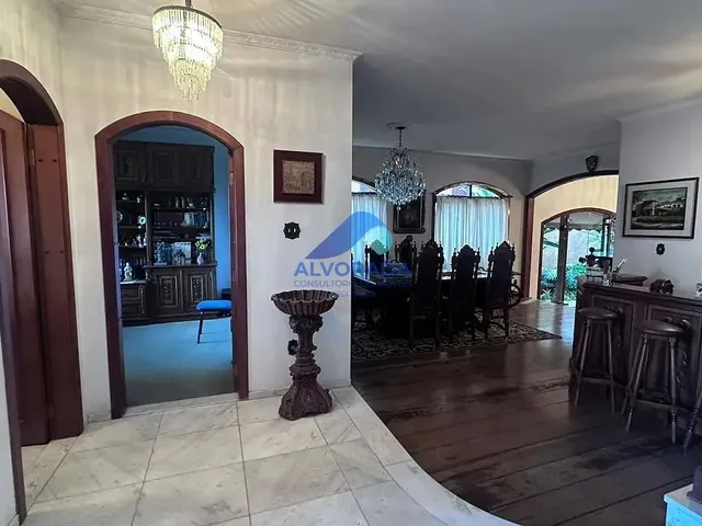 Casa com 10m² 5 quartos e 5 banheiros, à venda ou para alugar, no bairro Condomínio Bosque Imperial em São José Dos Campos