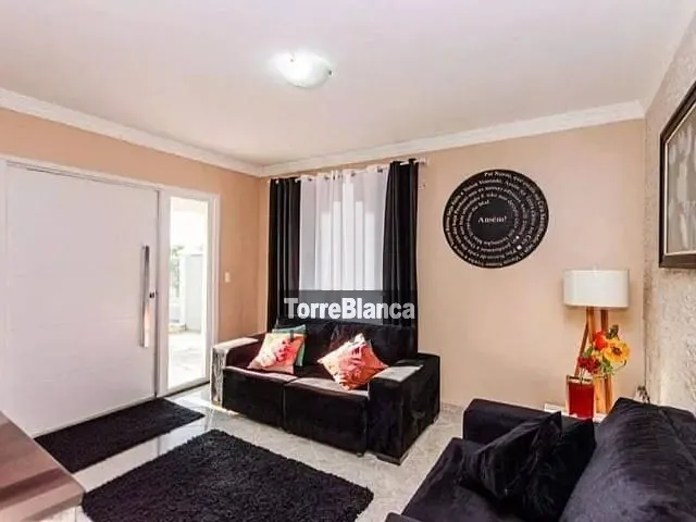Casa com 231m² 3 quartos e 1 banheiro, à venda, no bairro Órfãs em Ponta Grossa