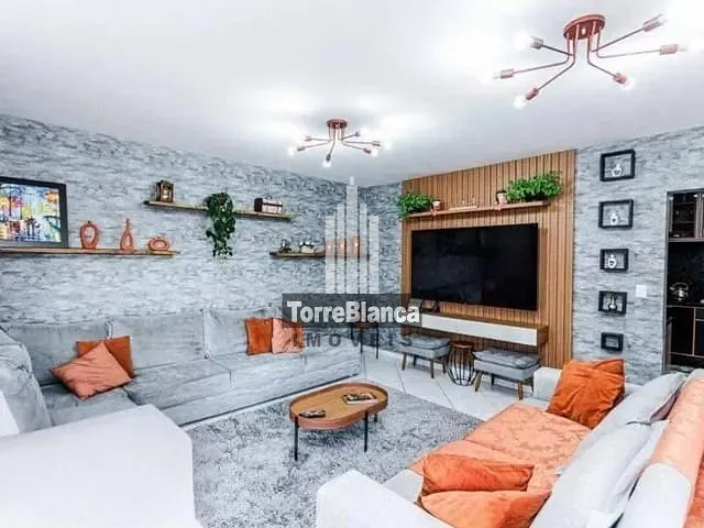 Casa com 231m² 3 quartos e 1 banheiro, à venda, no bairro Órfãs em Ponta Grossa