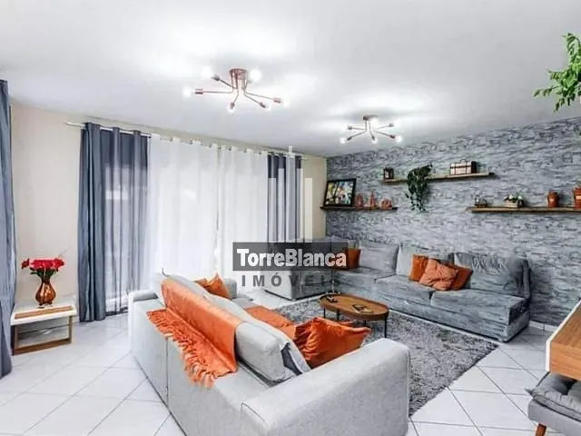 Casa com 231m² 3 quartos e 1 banheiro, à venda, no bairro Órfãs em Ponta Grossa