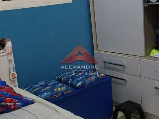Casa com 165m² 3 quartos e 1 banheiro, à venda, no bairro Campos de São José em São José dos Campos