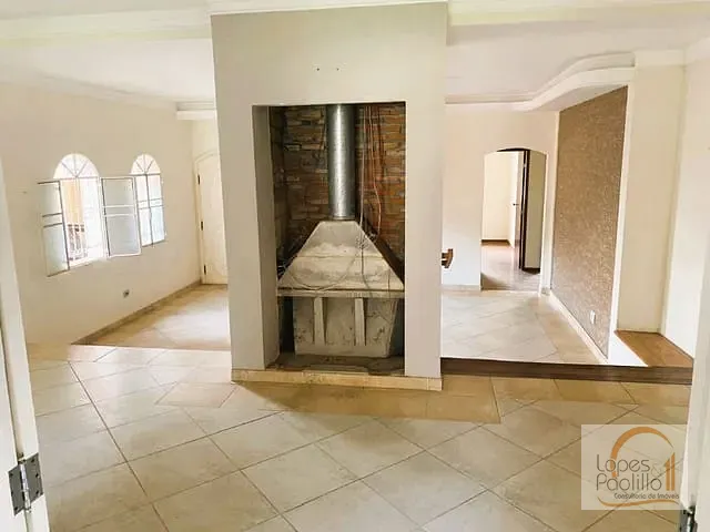 Casa com 578m² 3 quartos e 3 banheiros, à venda, no bairro Jardim Suiça em Atibaia
