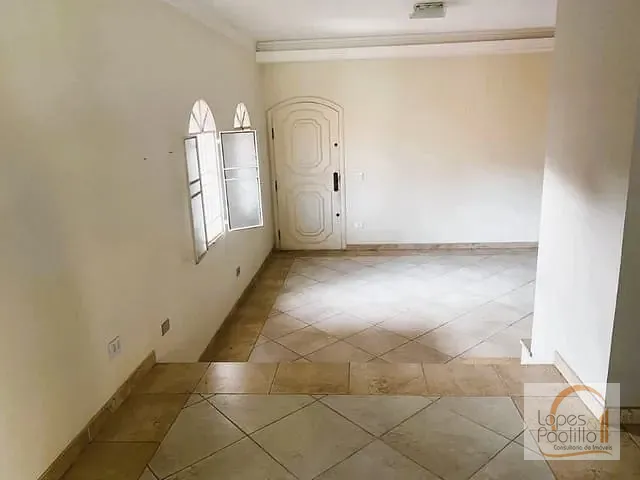 Casa com 578m² 3 quartos e 3 banheiros, à venda, no bairro Jardim Suiça em Atibaia