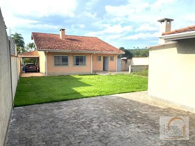 Casa com 578m² 3 quartos e 3 banheiros, à venda, no bairro Jardim Suiça em Atibaia