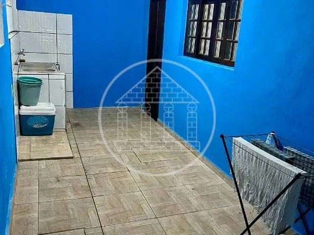 Casa com 125m² 2 quartos e 2 banheiros, à venda, no bairro Balneário Itaguaí em Mongaguá