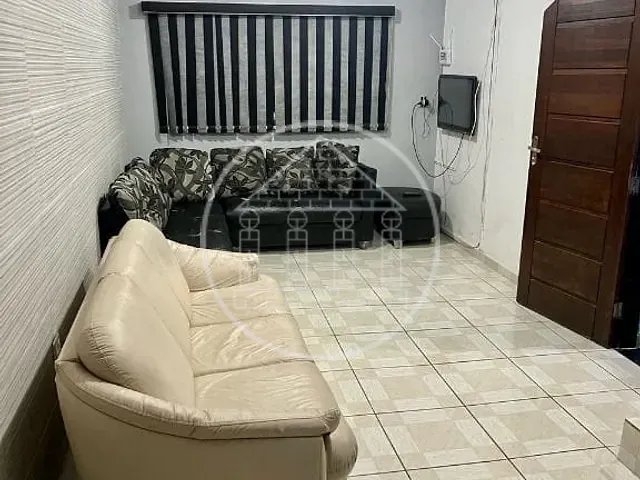 Casa com 125m² 2 quartos e 2 banheiros, à venda, no bairro Balneário Itaguaí em Mongaguá