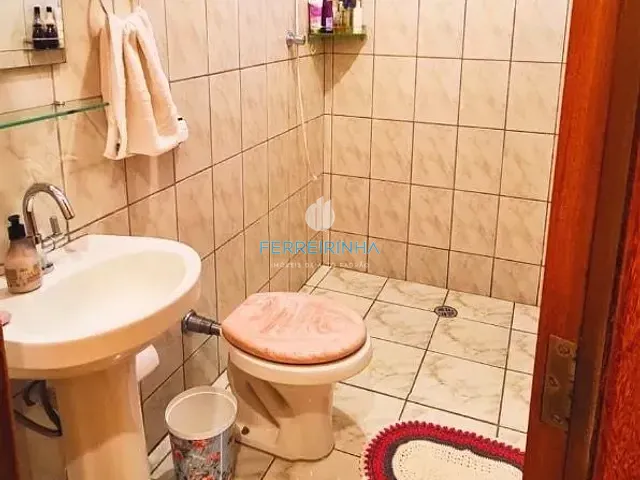 Casa com 140m² 3 quartos e 2 banheiros, à venda, no bairro Jardim das Indústrias em São José dos Campos