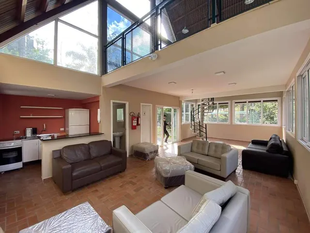 Casa com 761m² 4 quartos e 6 banheiros, à venda, no bairro Jardim das Paineiras em Cotia