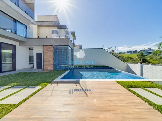 Casa com 480m² 4 quartos e 6 banheiros, à venda ou para alugar, no bairro Condomínio Residencial Alphaville I em São José dos Campos