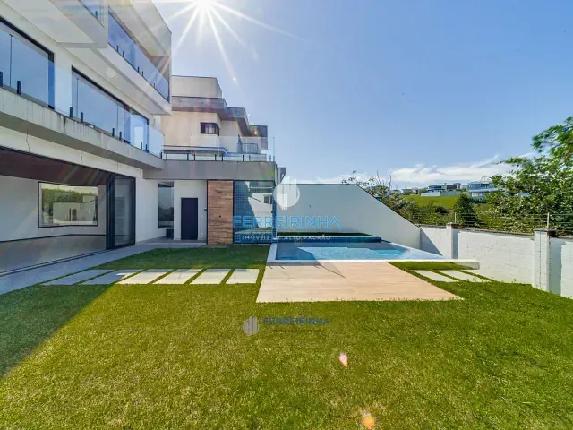 Casa com 480m² 4 quartos e 6 banheiros, à venda ou para alugar, no bairro Condomínio Residencial Alphaville I em São José dos Campos