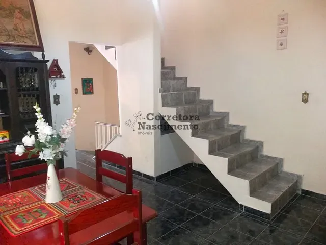 Casa com 300m² 4 quartos e 5 banheiros, à venda, no bairro Cambuci em São Paulo