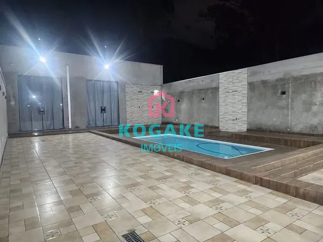 Casa com 280m² 2 quartos e 2 banheiros, à venda, no bairro Jardim Leblon em Jacareí