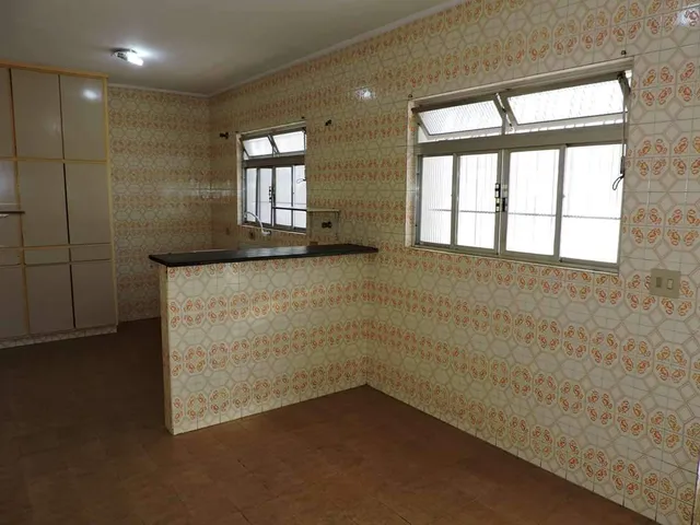 Casa com 267m² 3 quartos e 3 banheiros, para alugar, no bairro Jardim da Glória em Cotia