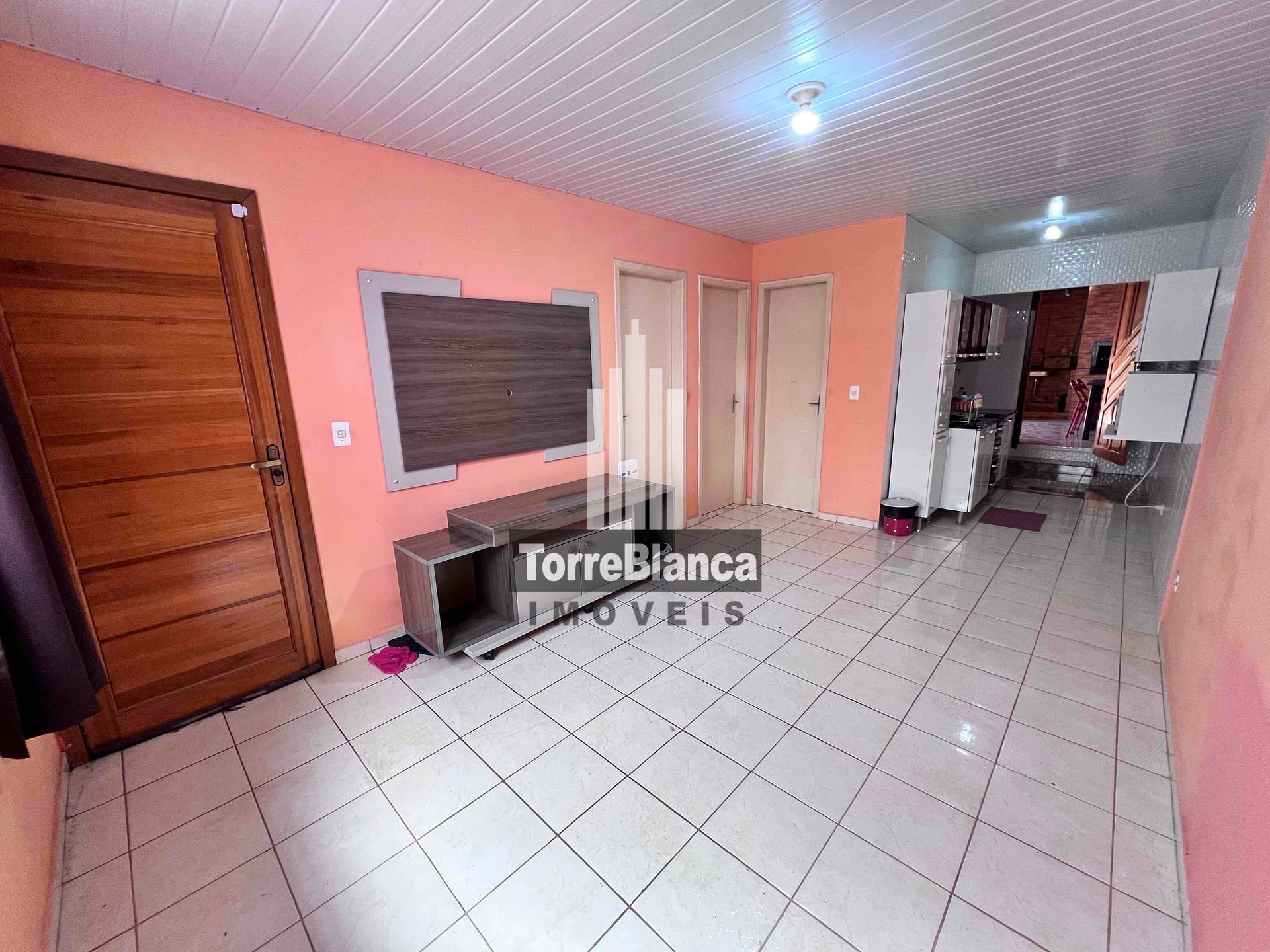 Casa à venda e aluguel com 2 quartos, 84m² - Foto 2