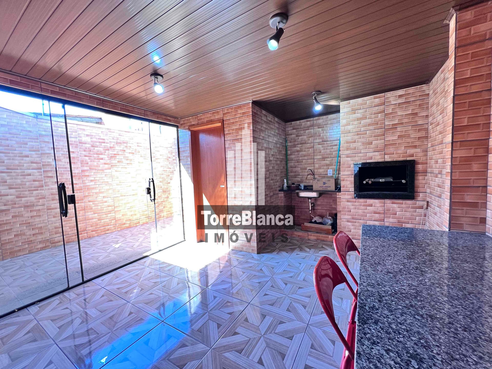 Casa à venda e aluguel com 2 quartos, 84m² - Foto 9