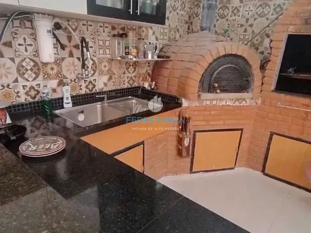 Casa com 253m² 4 quartos e 3 banheiros, à venda, no bairro Conjunto Residencial Vale dos Pinheiros em São José dos Campos