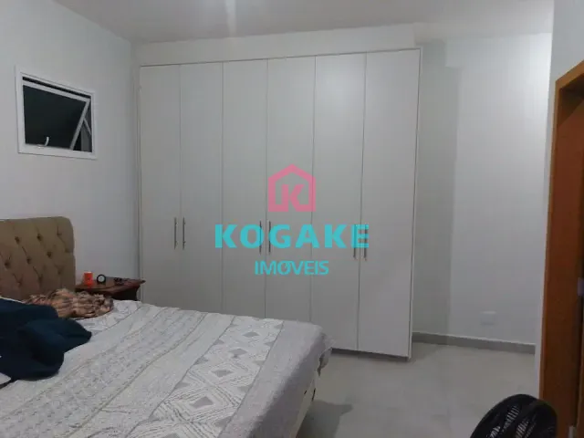 Casa 4 quartos e 5 banheiros, à venda ou para alugar, no bairro Jardim Rio Comprido em Jacareí