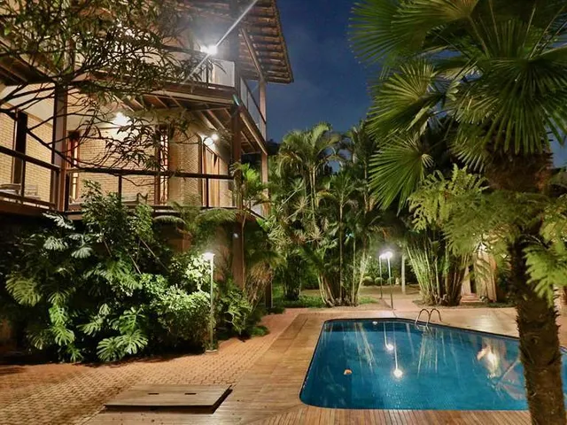 Casa com 1351m² 7 quartos e 9 banheiros, à venda, no bairro Residencial Morada dos Pássaros-Aldeia da Serra em Barueri