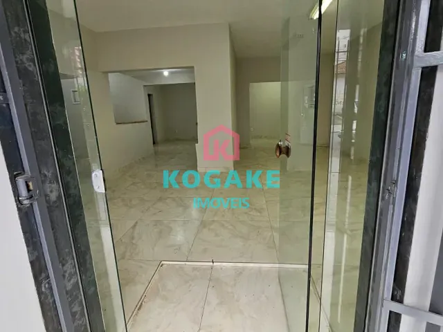 Casa para alugar, no bairro Vila Adyana em São José dos Campos