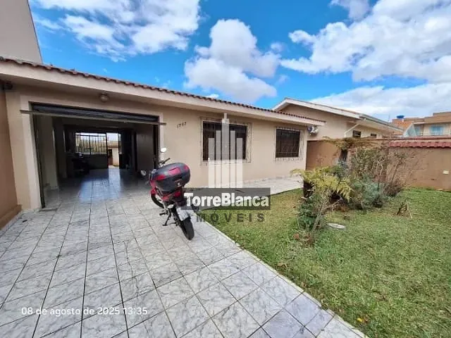 Casa com 360m² 2 quartos e 1 banheiro, à venda, no bairro Oficinas em Ponta Grossa