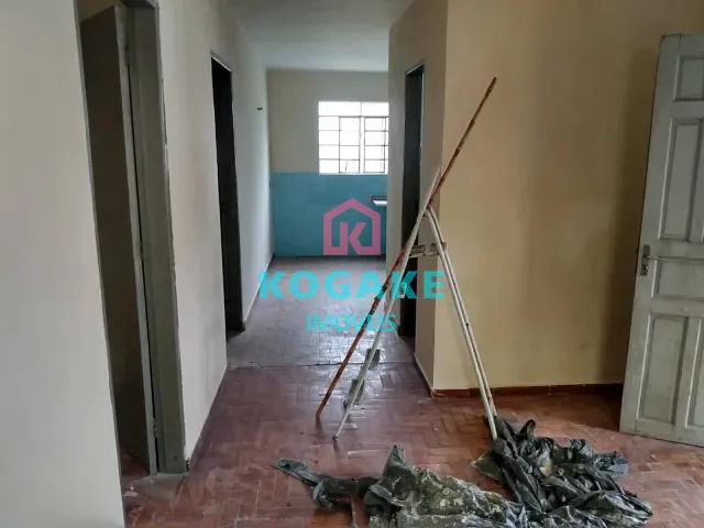 Casa 5 quartos e 3 banheiros, à venda, no bairro Jardim Aeroporto em São José dos Campos