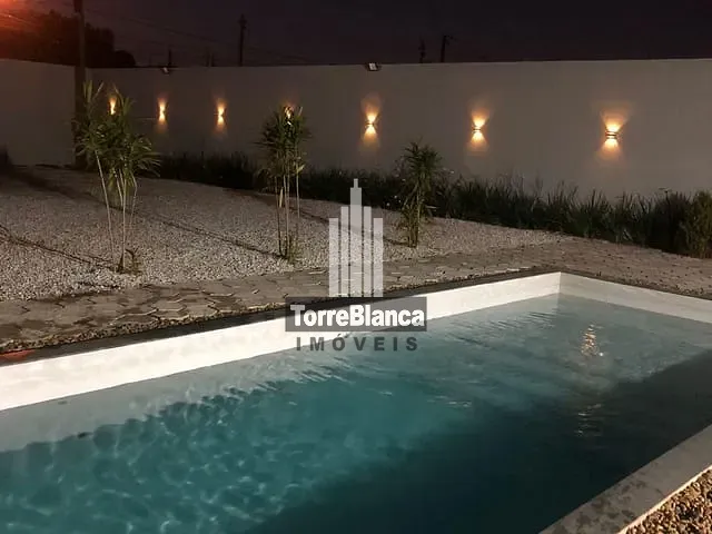 Casa com 429m², à venda, no bairro Jardim Carvalho em Ponta Grossa