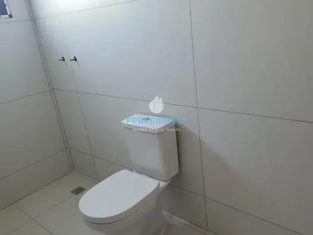 Casa 3 quartos e 3 banheiros, para alugar, no bairro Urbanova em São José dos Campos