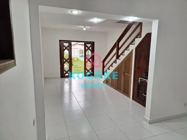 Casa com 169m² 2 quartos e 1 banheiro, à venda, no bairro Martim de Sá em Caraguatatuba
