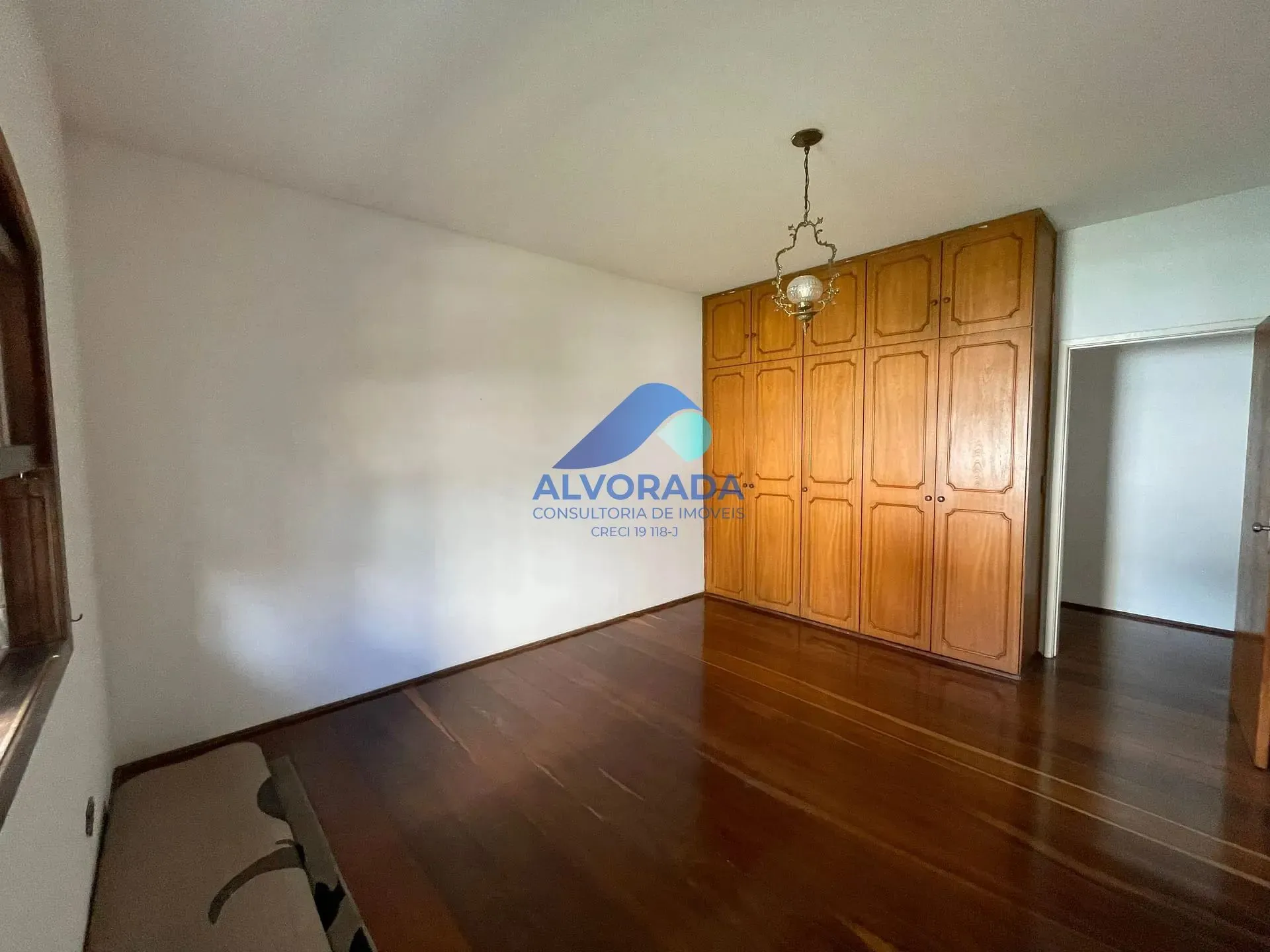 Casa, 3 quartos, 346 m² - Foto 3