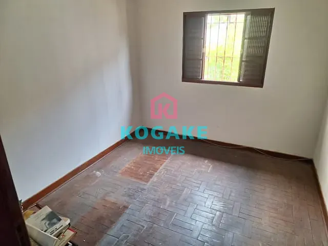 Casa com 744m² 3 quartos e 2 banheiros, à venda, no bairro Vila Pantaleão em Caçapava